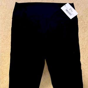 Zyia black Capri leggings